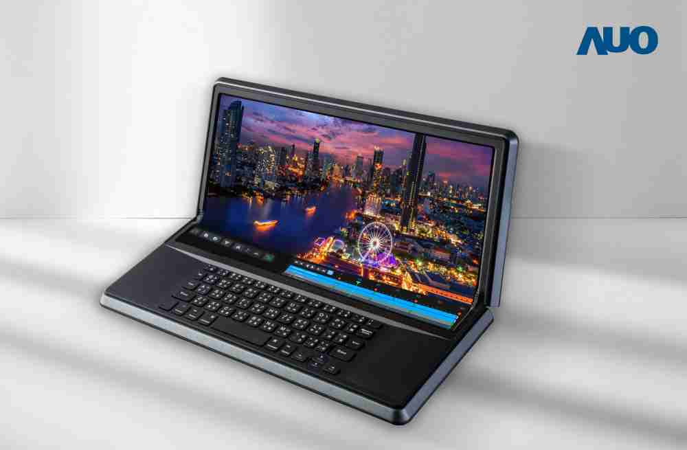 尊龙z614.6吋Micro LED折迭显示屏幕，，，搭配半径4mm的弯折绞炼，，，，以及高画素、、、、高亮度、、、高对比度的显示技术特点，，即便在大视角下仍保有绝佳色相与亮度