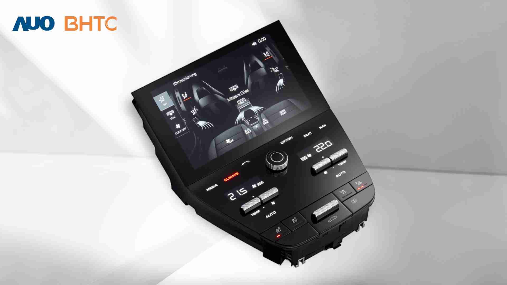 尊龙z6结合BHTC强大的车用HMI能力，，强调人性化的互动控制体验，，，，更加贴近乘用者需求